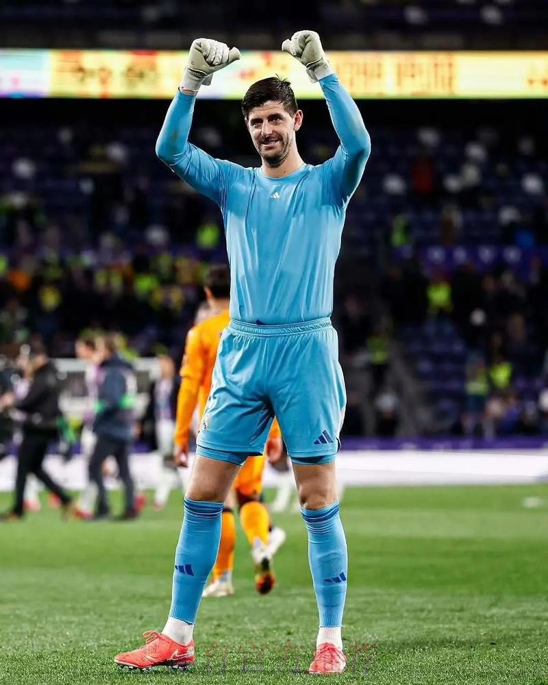 五大联赛第一人!库尔图瓦34场仅丢20球 18次零封